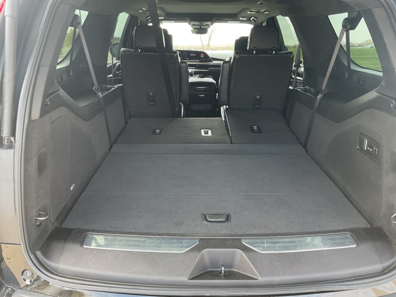 2023 Cadillac Escalade ESV