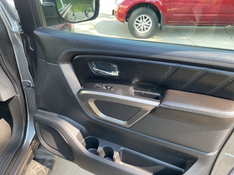 2015 Nissan Armada