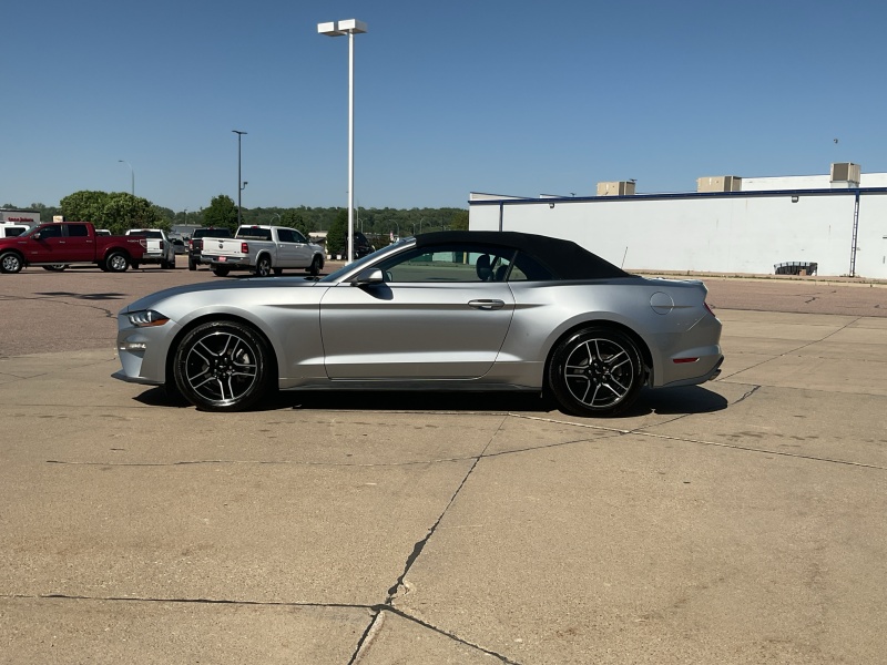 2022 Ford Mustang