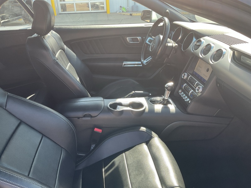 2022 Ford Mustang