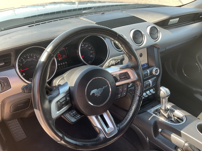 2022 Ford Mustang