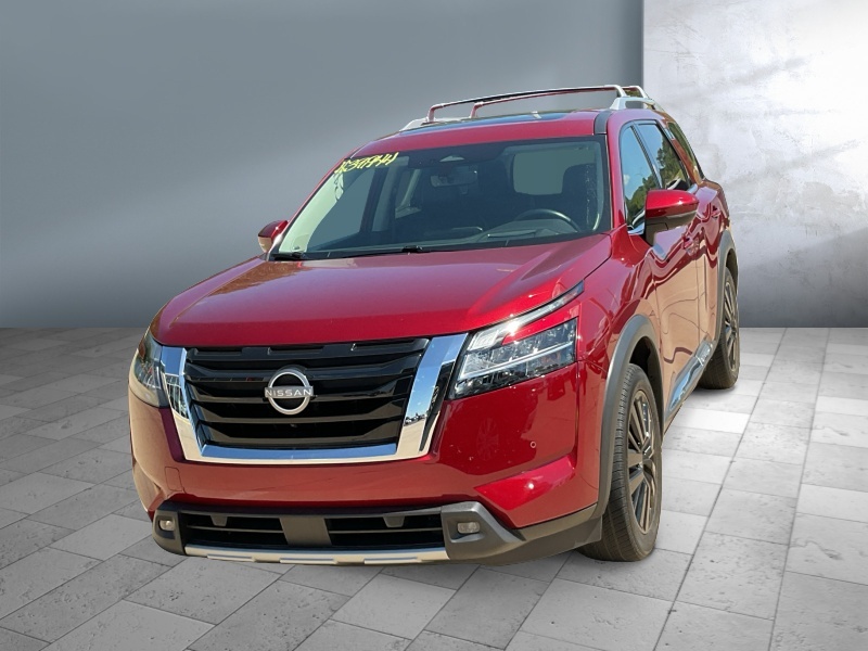 Used 2023 Nissan Pathfinder Platinum SUVs