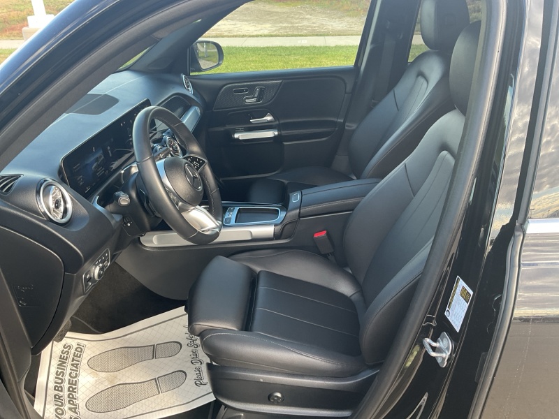 2025 Mercedes-Benz GLB