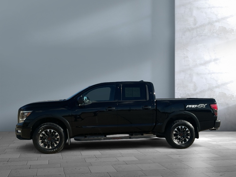 2023 Nissan Titan