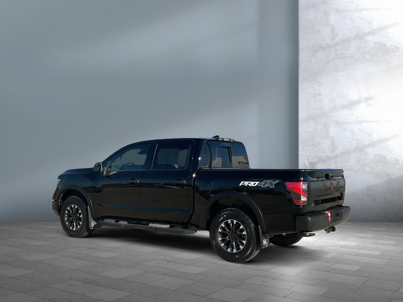 2023 Nissan Titan