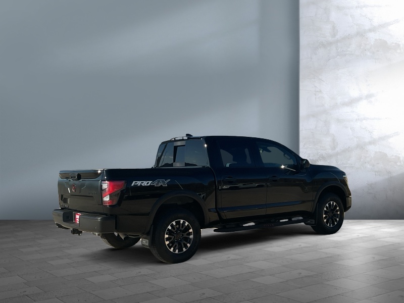 2023 Nissan Titan