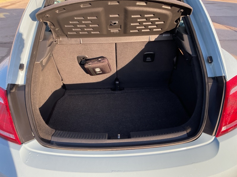 2013 Volkswagen Beetle Coupe