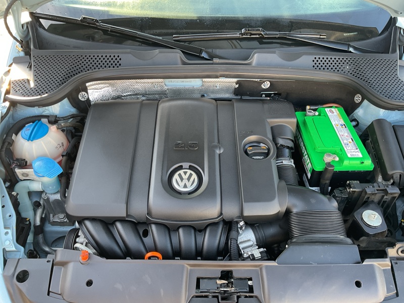 2013 Volkswagen Beetle Coupe