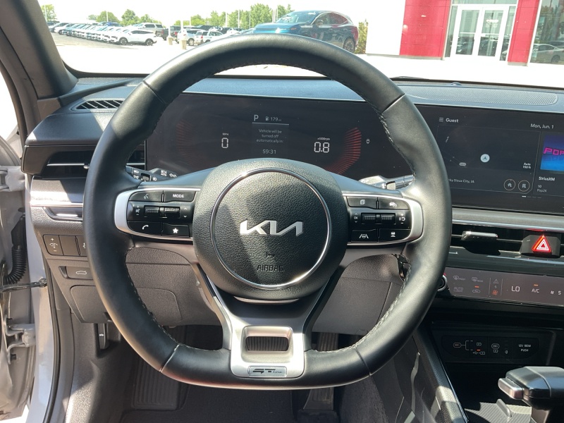 2025 Kia K5