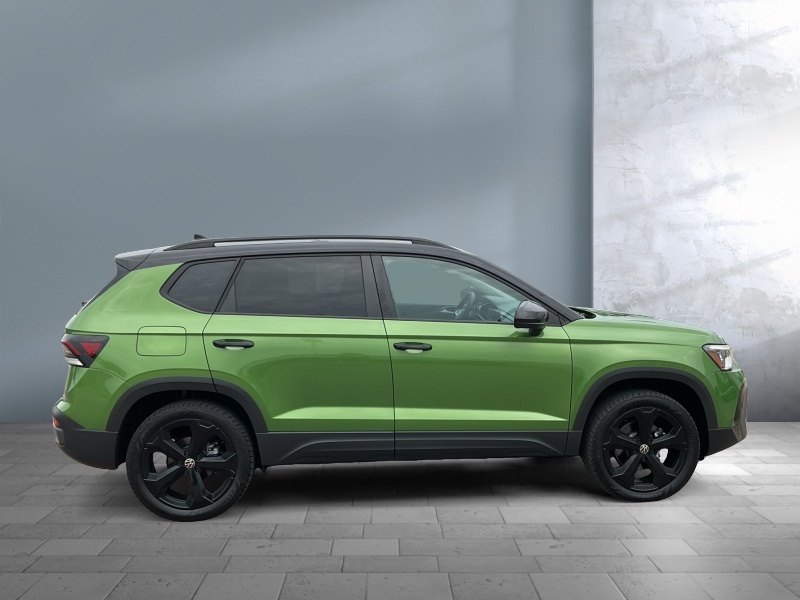 2025 Volkswagen Taos