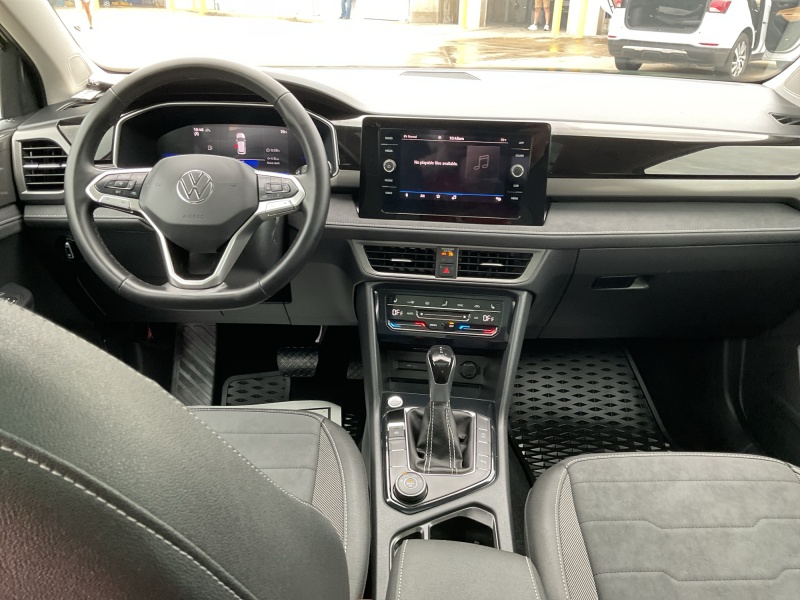 2025 Volkswagen Taos