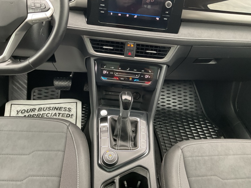 2025 Volkswagen Taos