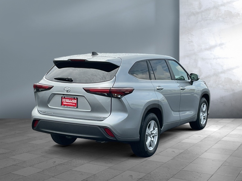 2024 Toyota Highlander
