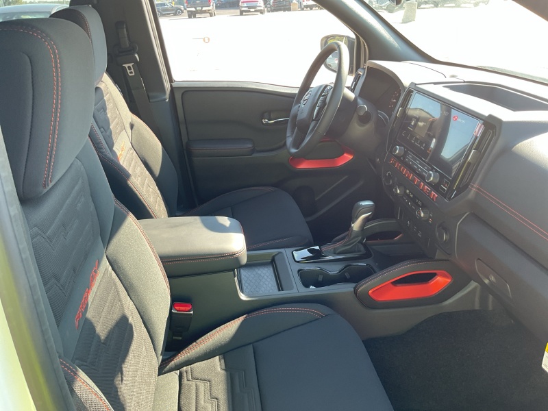 2025 Nissan Frontier