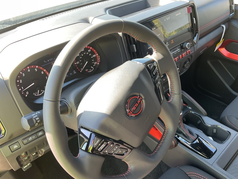 2025 Nissan Frontier