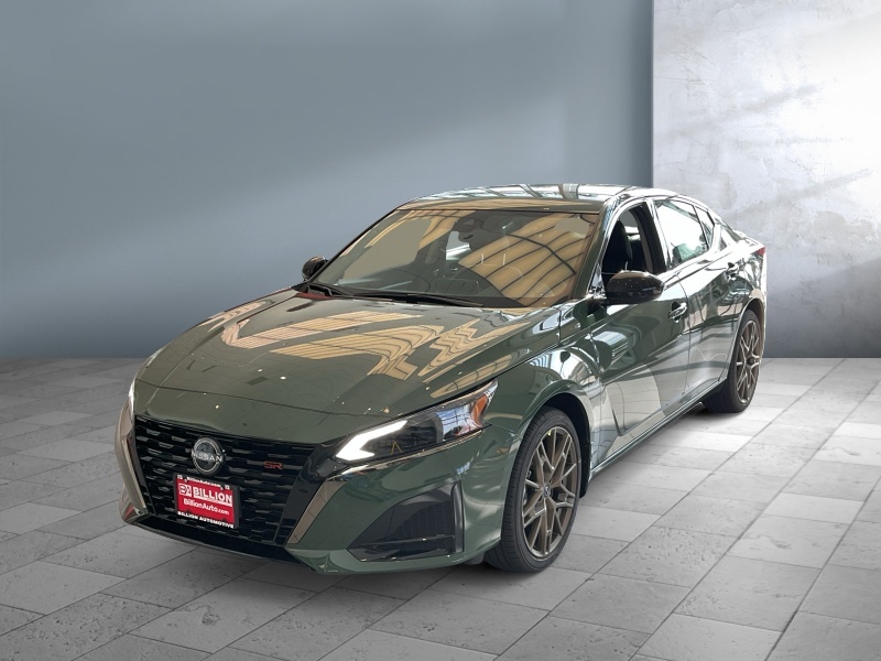 New 2025 Nissan Altima SR Car