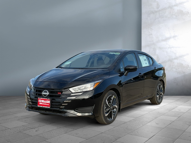 New 2025 Nissan Versa SR Cars
