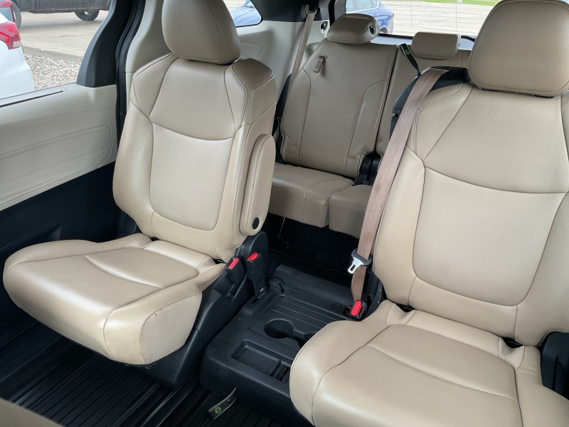 2021 Toyota Sienna