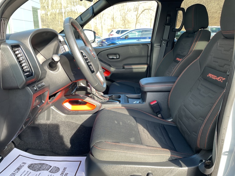 2024 Nissan Frontier