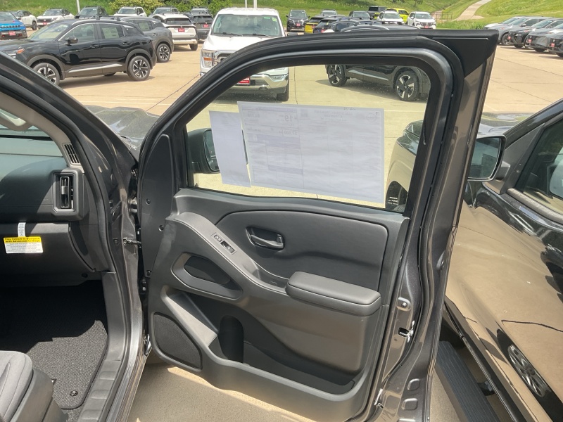 2026 Nissan Frontier