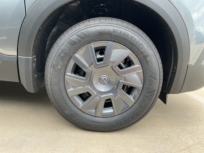 2026 Nissan Kicks