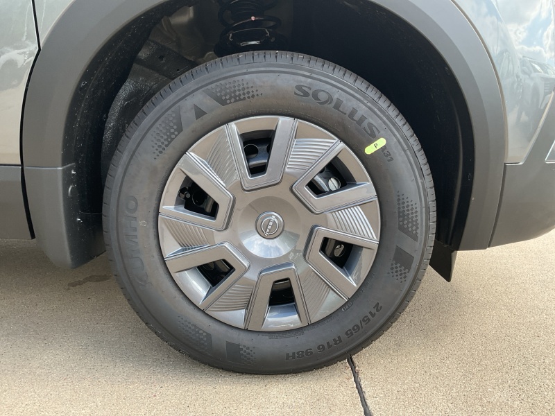 2026 Nissan Kicks