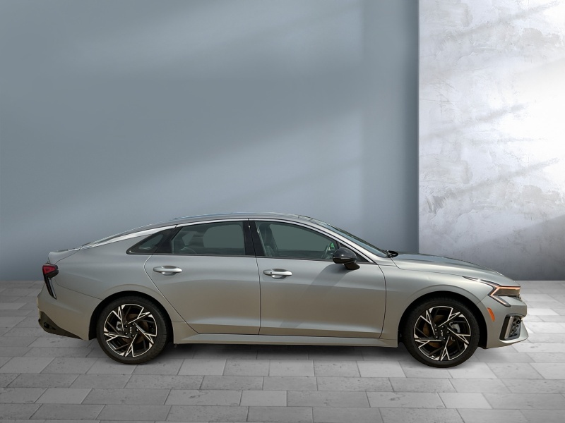 2025 Kia K5