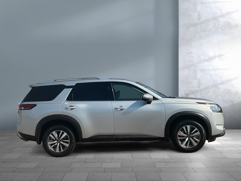 2022 Nissan Pathfinder