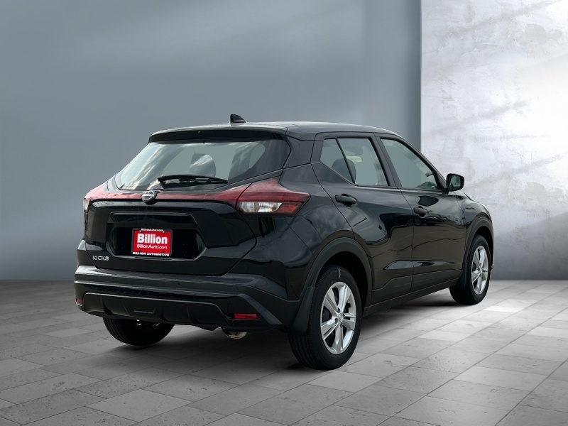 2024 Nissan Kicks