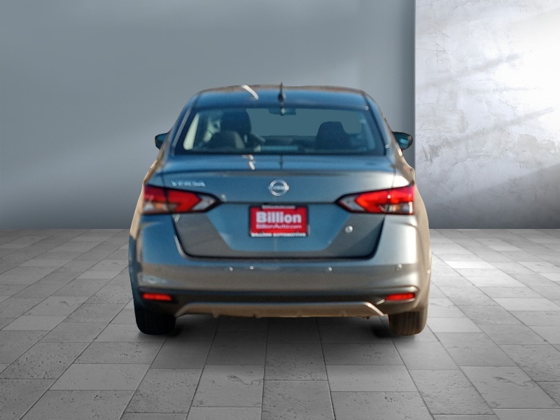 2025 Nissan Versa