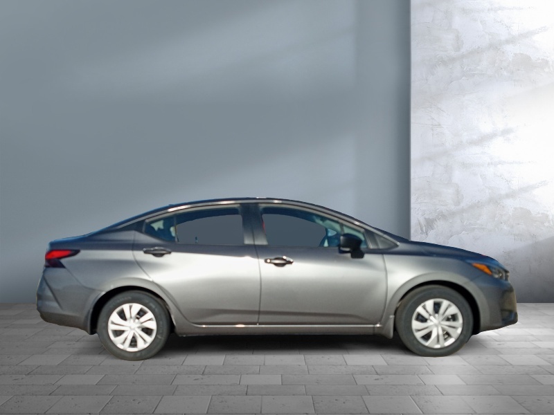 2025 Nissan Versa