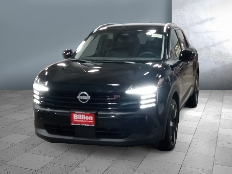 New 2025 Nissan Kicks SR Crossover