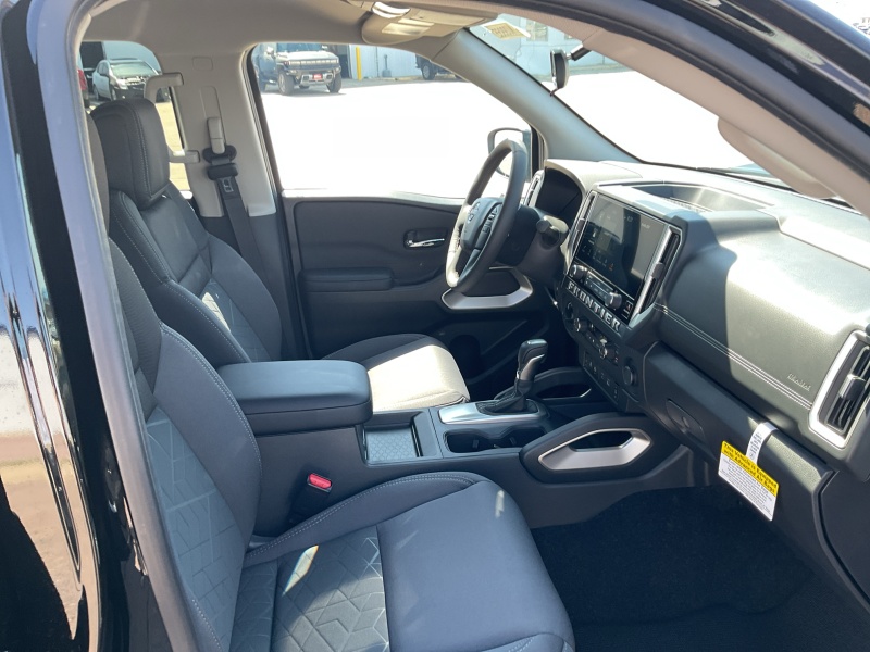 2025 Nissan Frontier