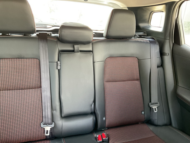 2025 Nissan Kicks