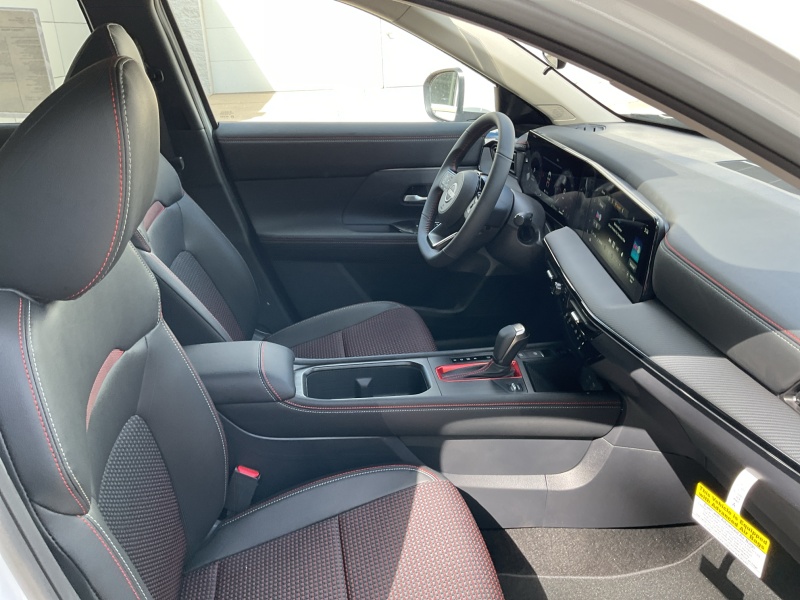 2025 Nissan Kicks