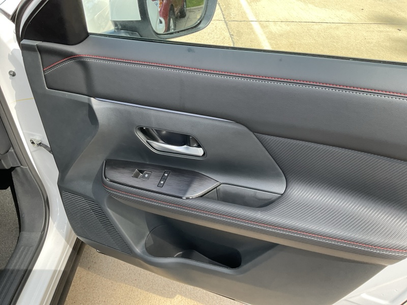 2025 Nissan Kicks
