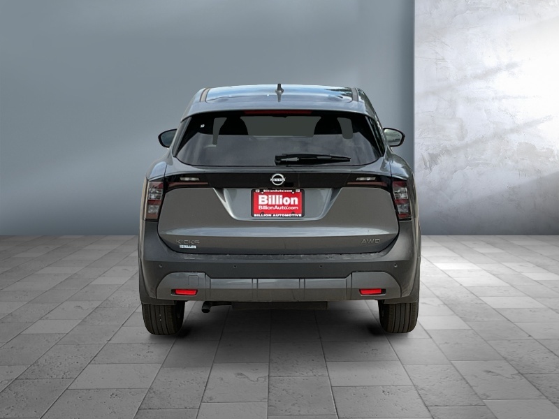 2025 Nissan Kicks