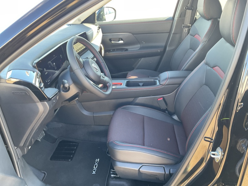 2025 Nissan Kicks