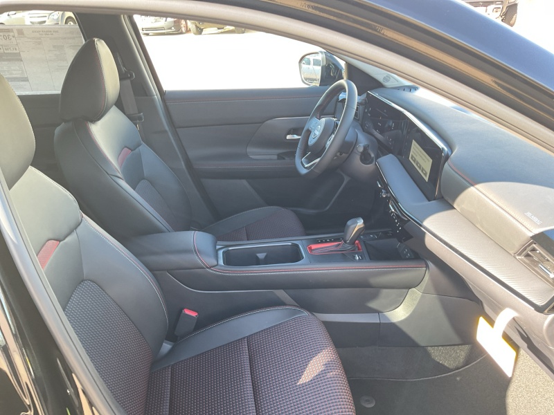 2025 Nissan Kicks