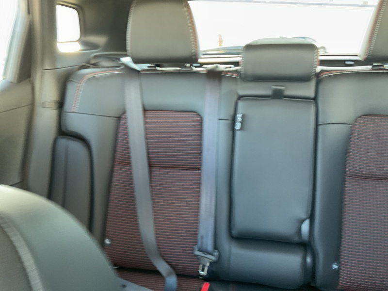 2025 Nissan Kicks