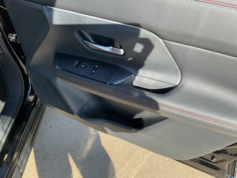 2025 Nissan Kicks