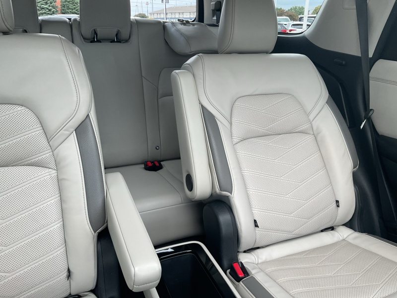 2022 Nissan Pathfinder