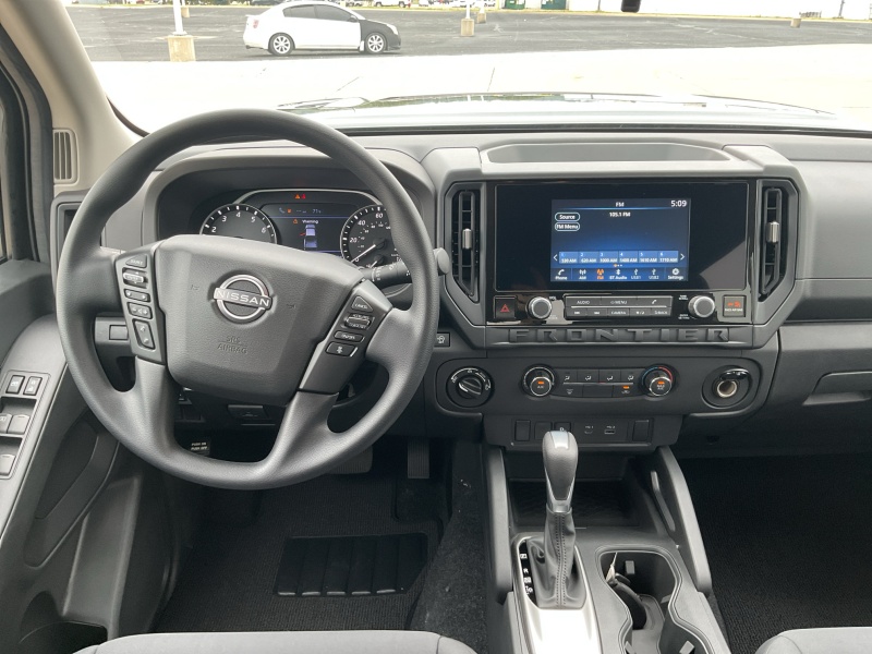 2025 Nissan Frontier