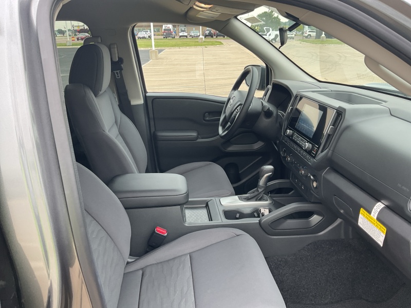 2025 Nissan Frontier