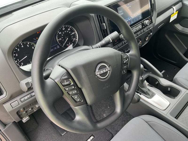 2025 Nissan Frontier