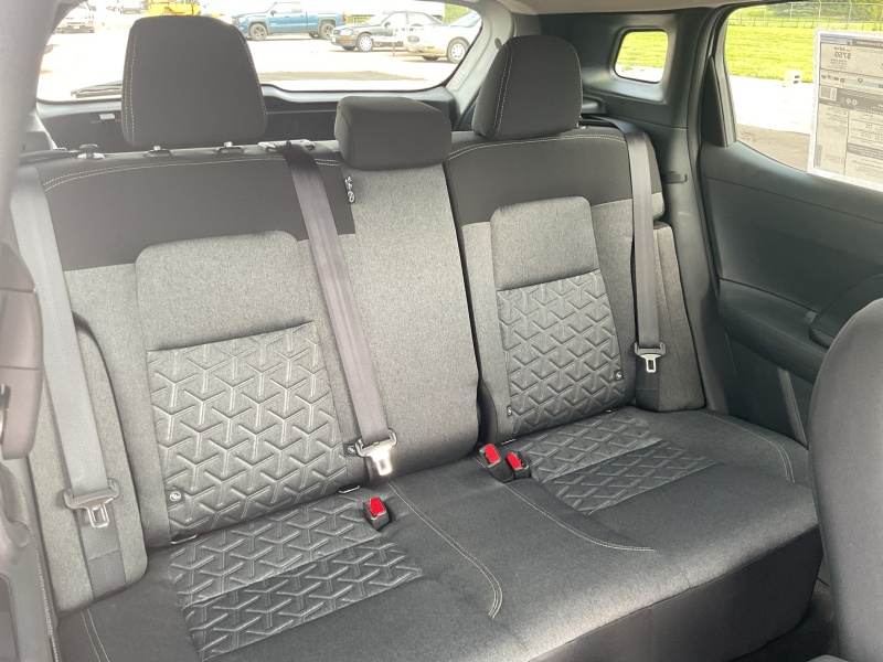 2025 Nissan Kicks
