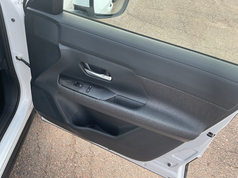 2025 Nissan Kicks