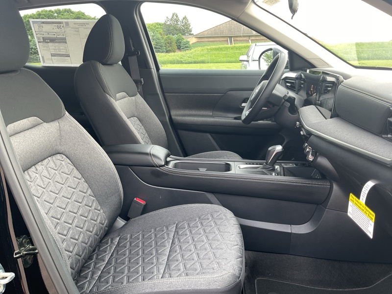 2025 Nissan Kicks