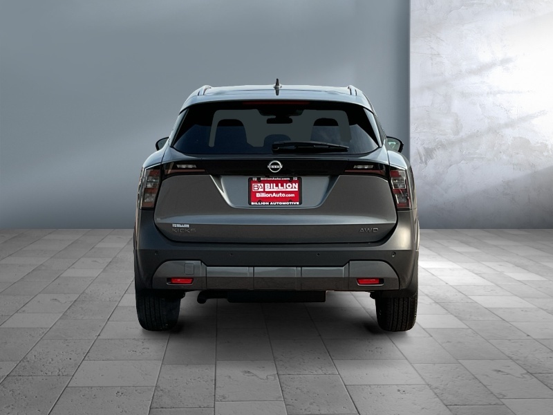2025 Nissan Kicks