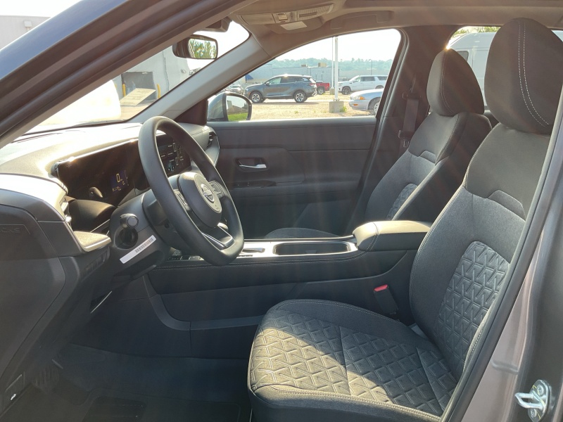 2025 Nissan Kicks